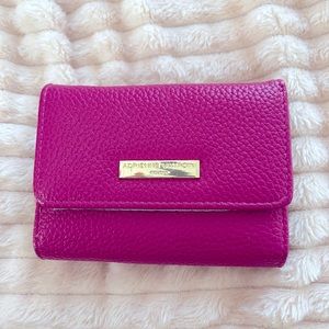Adrienne Vittadini wallet